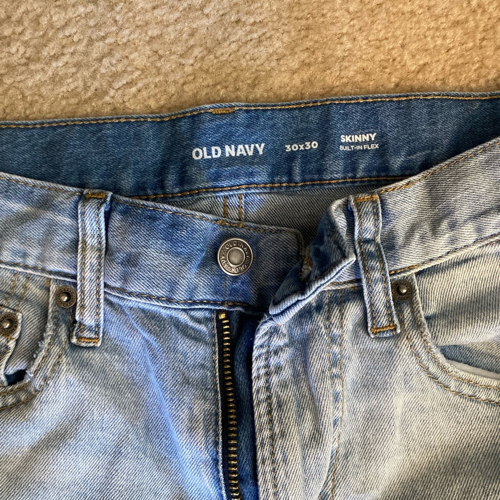 30 x 30 Old Navy Skinny Jeans in Light Denim Blue